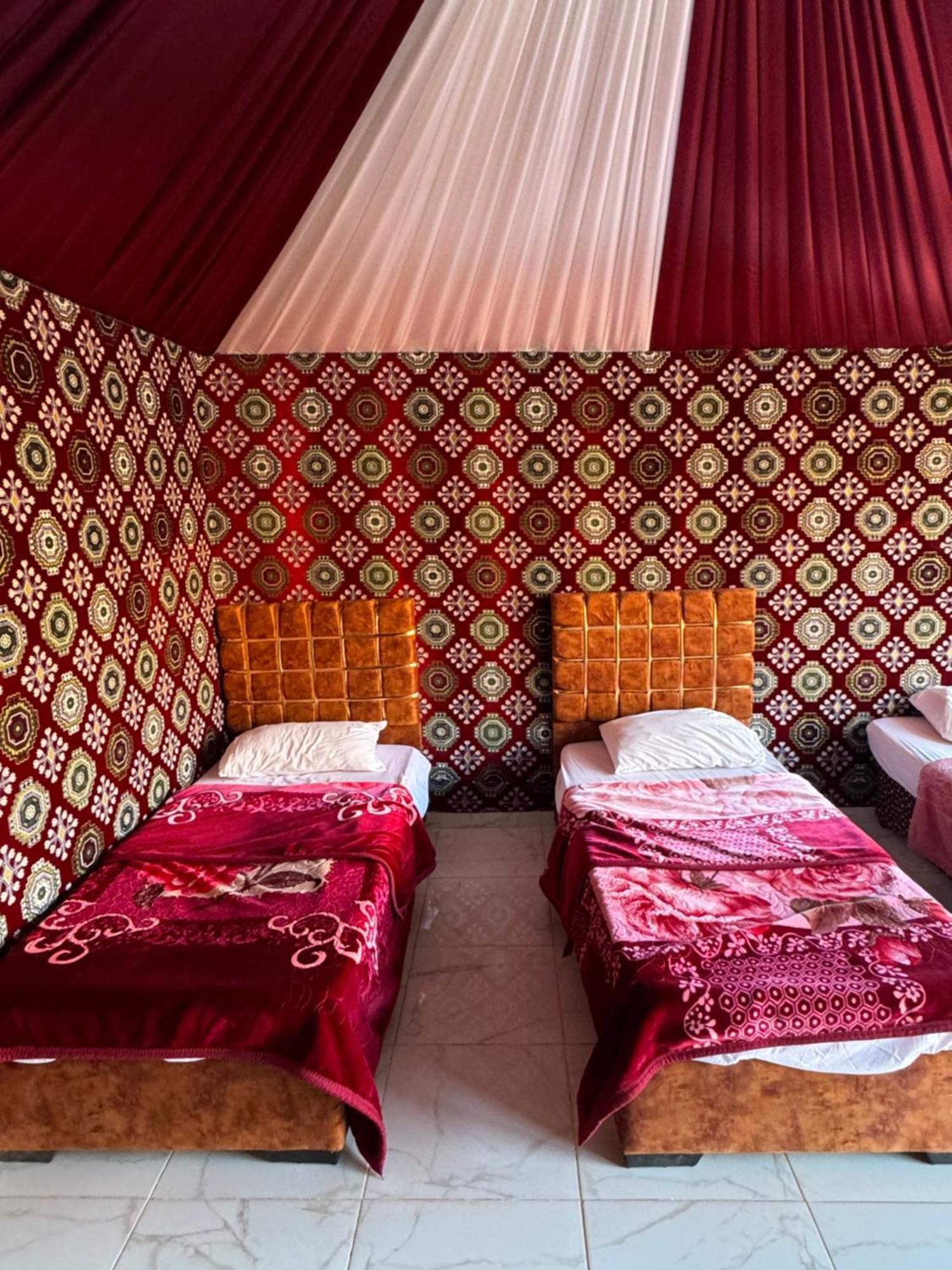 Wadi Rum Bubble Camp & Tour Dış mekan fotoğraf