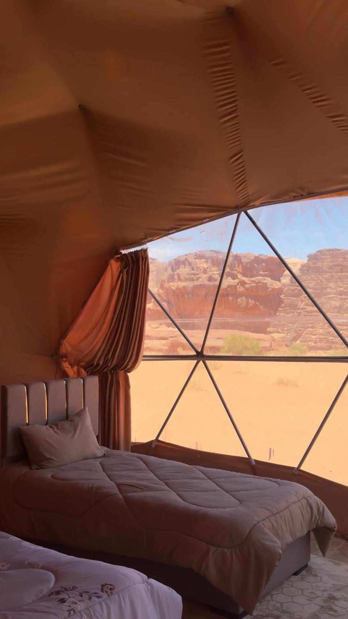 Wadi Rum Bubble Camp & Tour Dış mekan fotoğraf