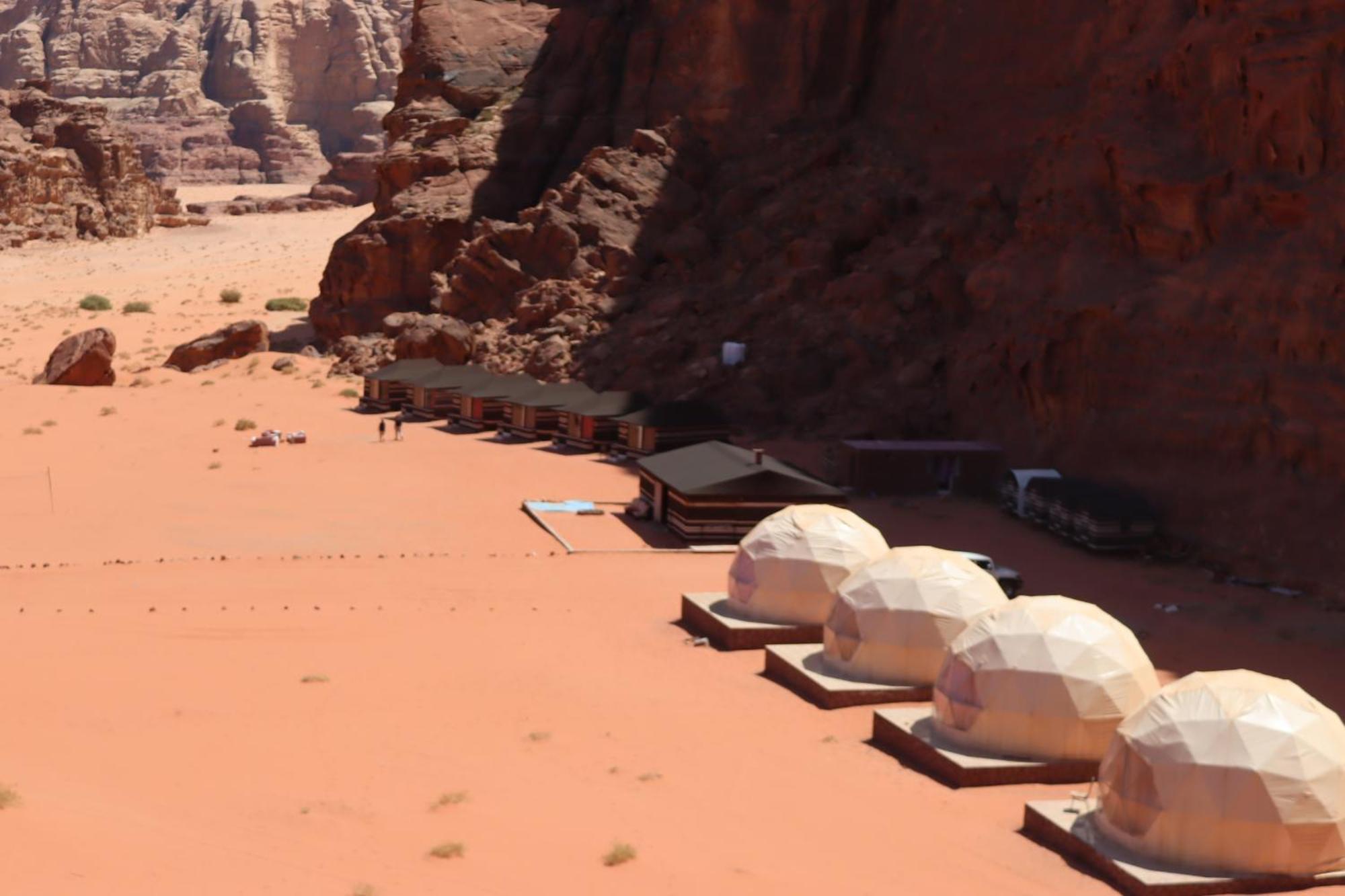 Wadi Rum Bubble Camp & Tour Dış mekan fotoğraf