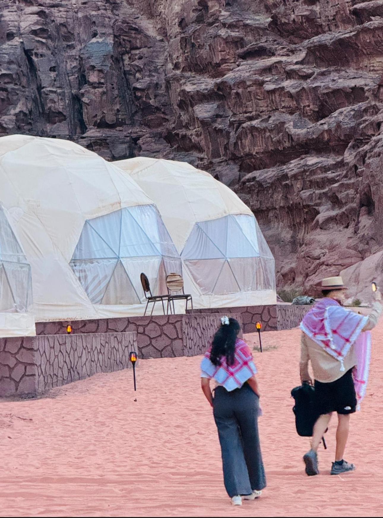 Wadi Rum Bubble Camp & Tour Dış mekan fotoğraf